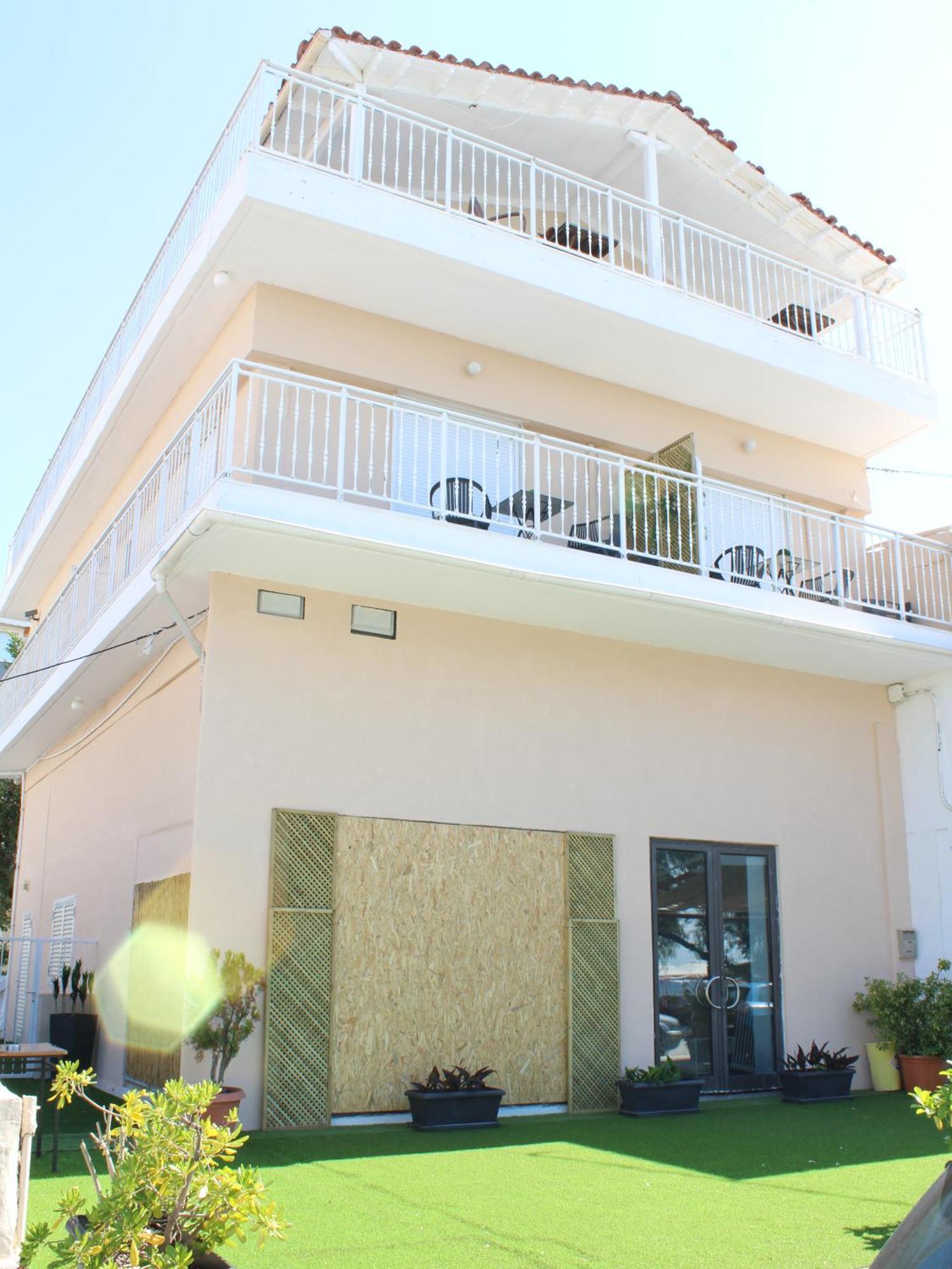Sunshine Apartments By The Sea Skála Neón Epivatón Eksteriør bilde